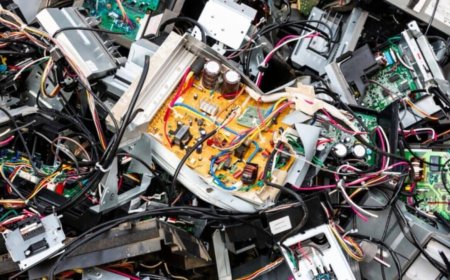 People Throw Away This Common Electronic Item Without Knowing It Holds 450MG of Pure 22-Carat Gold