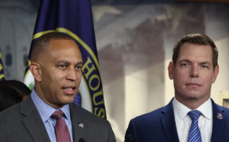 Exclusive -- Cliff Maloney: 'People Are Now Asking Hakeem Jeffries to Tell' Swalwell 'to Resign from Congress'