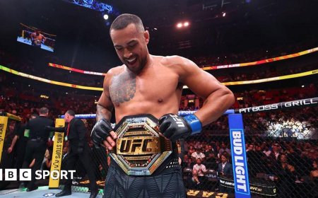 Ulberg stuns Prochazka despite knee injury as Trump watches