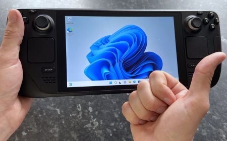 "What else were Steam Deck users to do but create their own solutions?": I watched Valve's Linux-first handheld turn into a Windows 11 experiment in its community