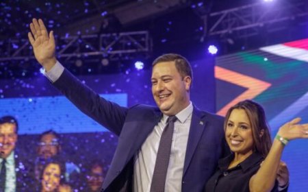 South Africa's Second-Biggest Party Elects Cape Town Mayor Hill-Lewis as Leader