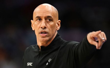 Sources: Kings to retain Christie for next season