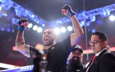 Who should challenge for Carlos Ulberg's championship first?