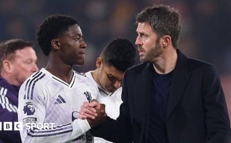 New Mainoo deal closer, says Man Utd boss Carrick