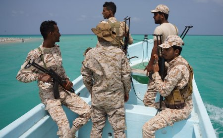 ‘Gate of Tears’ at risk: Iran threatens major new global chokepoint if US moves on Hormuz