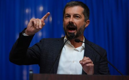 Pete Buttigieg to speak at Democratic event in Wichita Friday