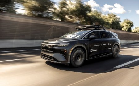 Uber and Nuro begin testing premium robotaxi service in San Francisco