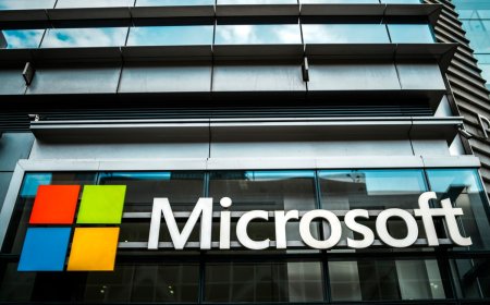 Microsoft is officially killing its Outlook Lite app next month