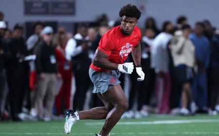 Latest draft buzz: Downs' range, Day 2 steals, DT class, more