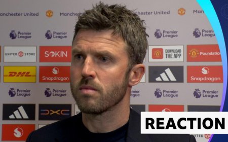 Martinez red card 'shocking decision' - Carrick