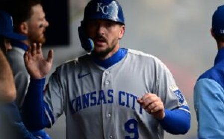 Royals place 2B Jonathan India (shoulder) on 10-day IL