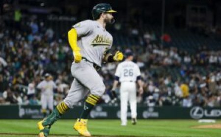 Mariners’ stadium reminds A’s of their goal: AL West title