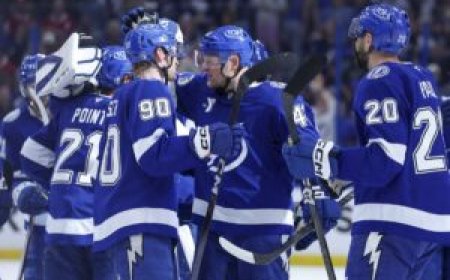 NHL roundup: Lightning rally, beat Canadiens in OT to even series