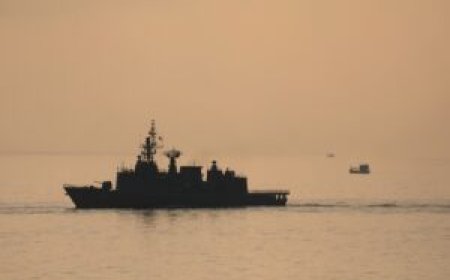 Navy Secretary Fired Amid Pentagon Shake-Up and Rising Military Tensions