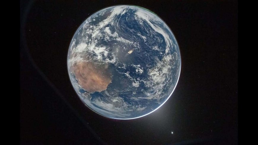 Artemis 2 astronauts see Earth in the rear-view mirror | Space photo of the day for April 3, 2026