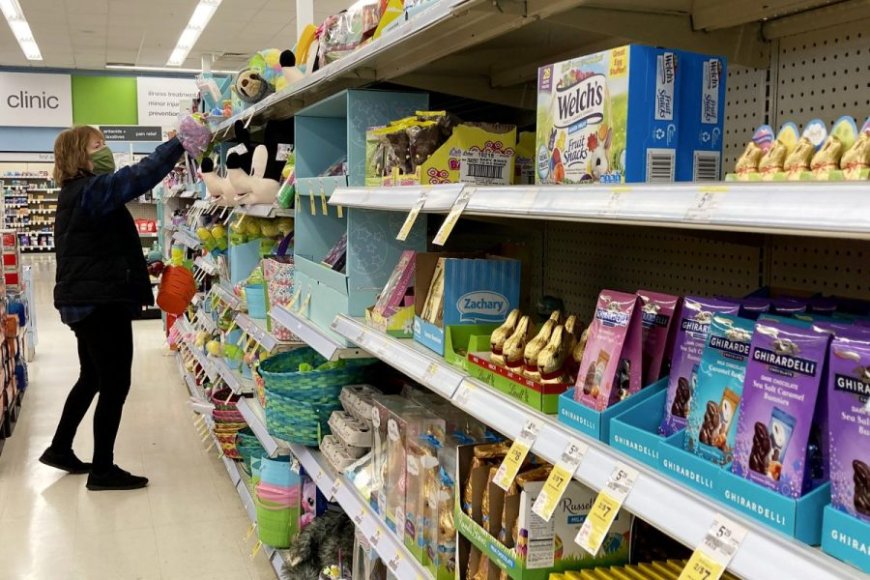 Which grocery stores, restaurants will be open for Easter 2026?