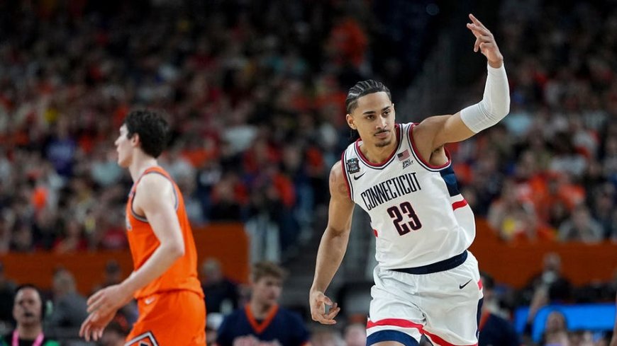 UConn dispatches Illinois to make third men's national title game in four years