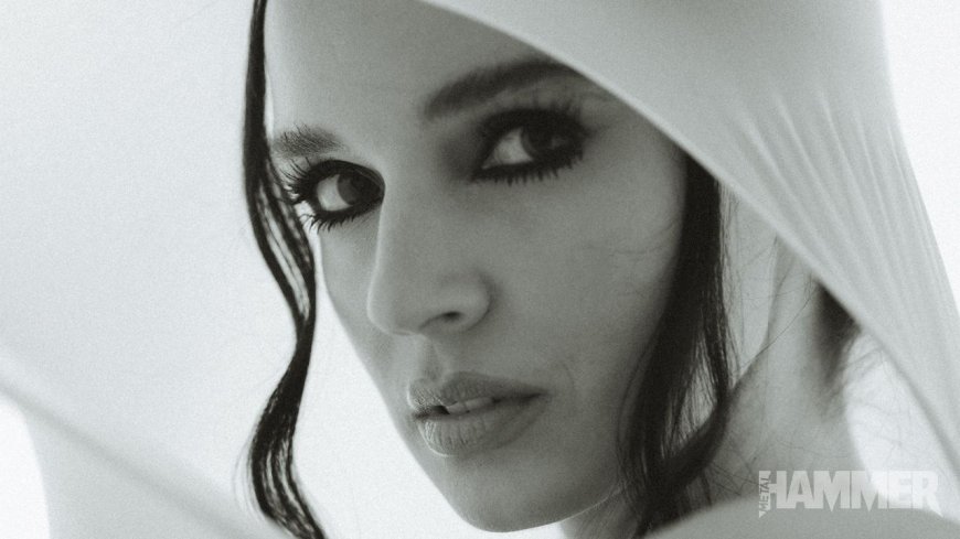 “There’s a man trapped inside my cat!” – genre-smashing star Poppy is on the cover of the new issue of Metal Hammer with an exclusive new interview