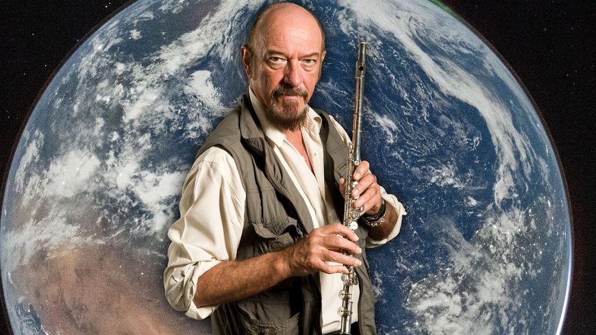 “When you’ve got the helicopter, the yacht, the private jet, what do you do? ‘I’ll go into space and pretend it’s for research!’” Ian Anderson wonders if he should have sent a flute into the cosmos, and regrets William Shatner went there too