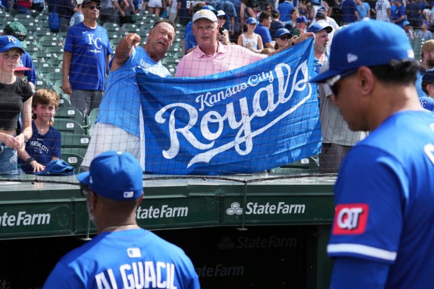 Royals game in Cleveland rescheduled Tuesday due to cold weather