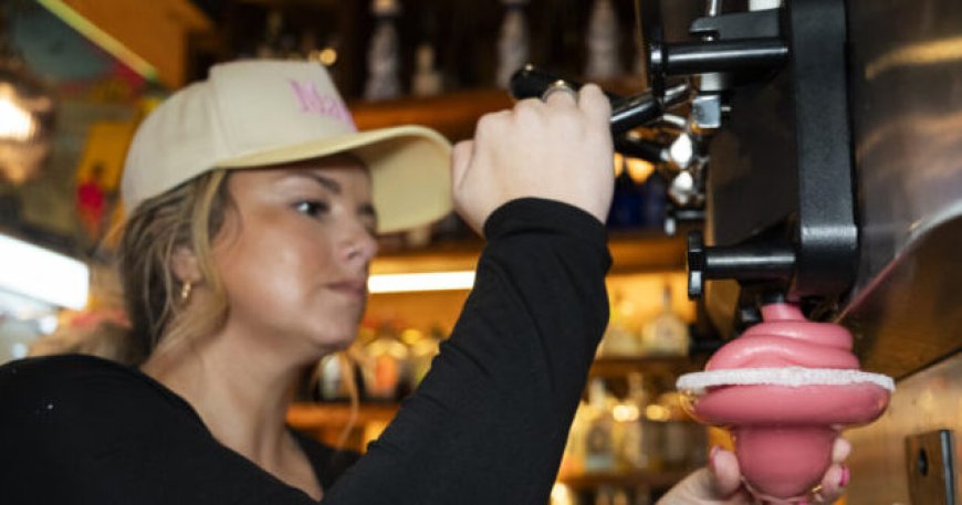 Services Demand Surges to Three-Year High Despite Rising Energy Costs