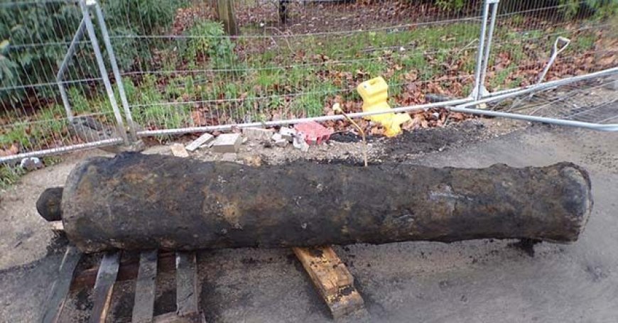 PHOTOS: UK Construction Workers Find 'Very Rare' 300-Year-Old Cannon Hidden Underground