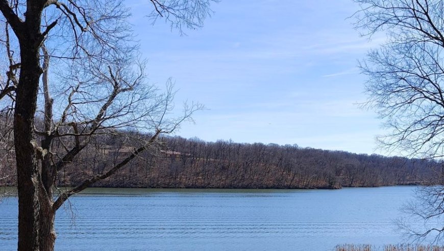 Wyandotte County Lake closed for fishing, boating Saturday morning. Here's why