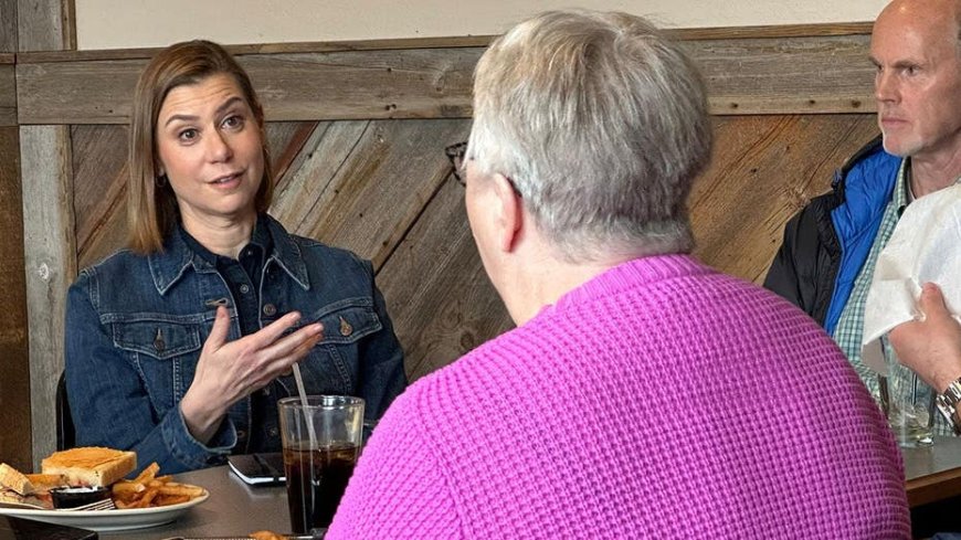 Sen Elissa Slotkin won't rule out 2028 presidential bid but says midterms come first for Democrats