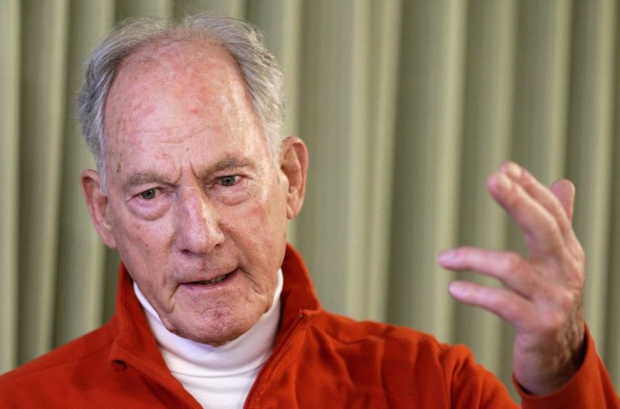 Jim Whittaker, first American to climb Everest, dies