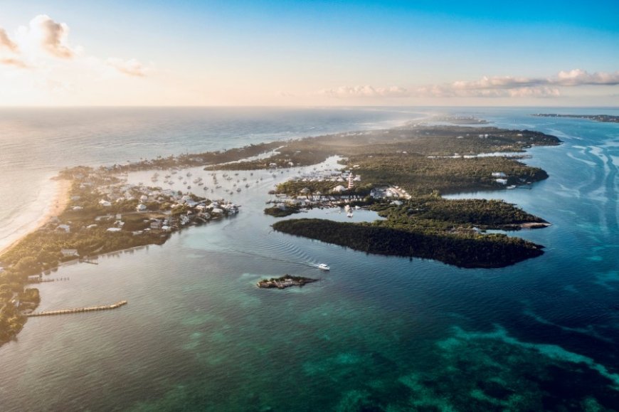 Police in the Bahamas arrest husband of US woman who vanished from boat