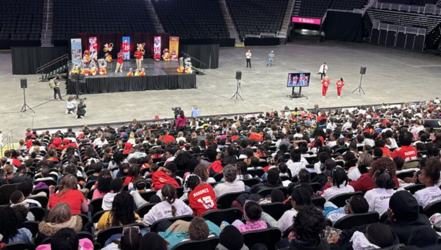 Patrick Mahomes featured at Lead to Read’s massive T-Mobile literacy rally