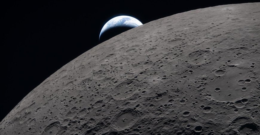 Artemis II Astronauts Witnessed 6 Meteorites Colliding With the Moon
