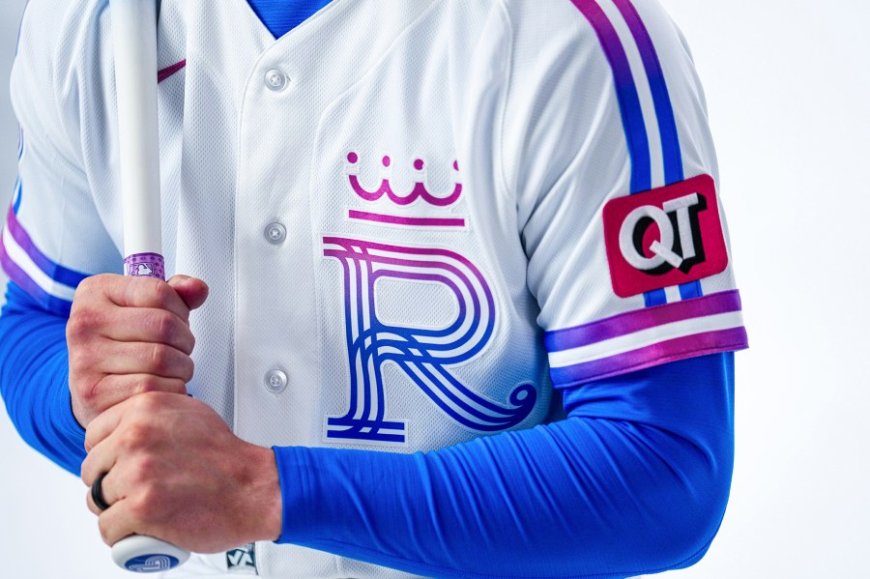 Kansas City Royals announce new 'Forever Fountains' uniform
