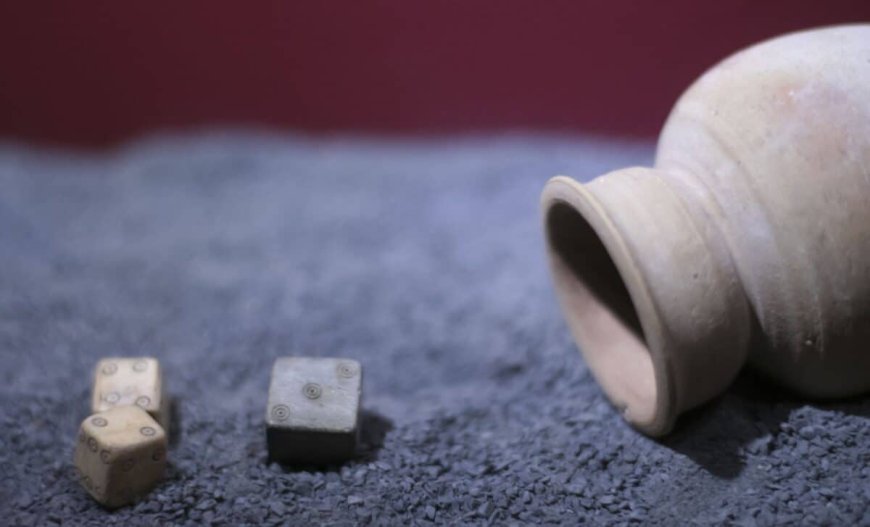 Scientists Thought They Were Ordinary Bones, But They Turned Out to Be 12,000-Year-Old Dice