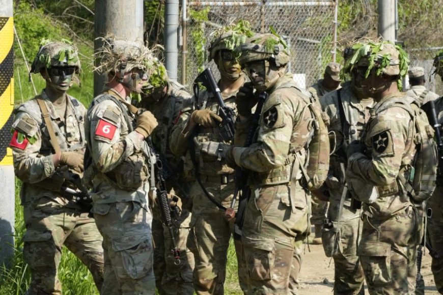 Who has to register for Selective Service, and are there exceptions?