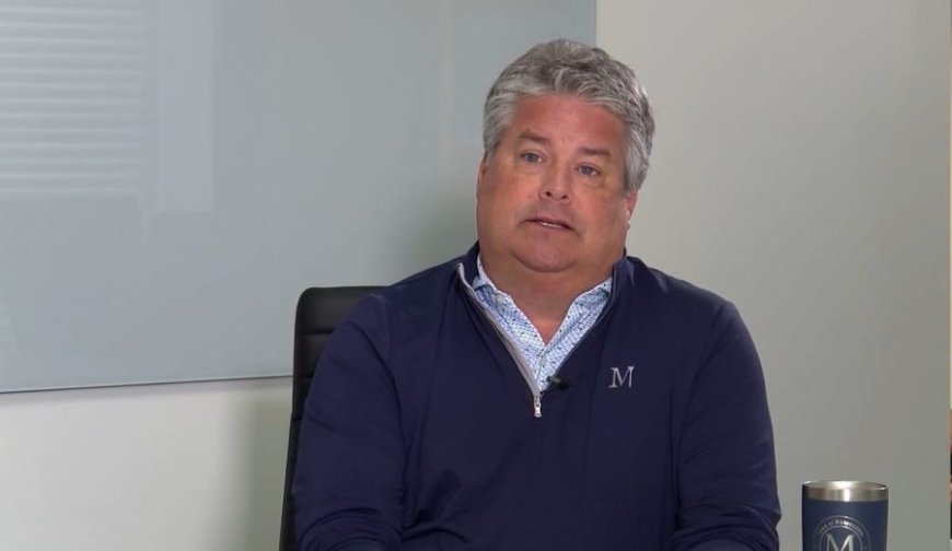 North Carolina mayor refuses to resign after alleged pantsless incident 