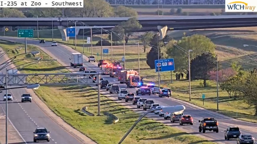 One critically injured in crash with tree in Wichita