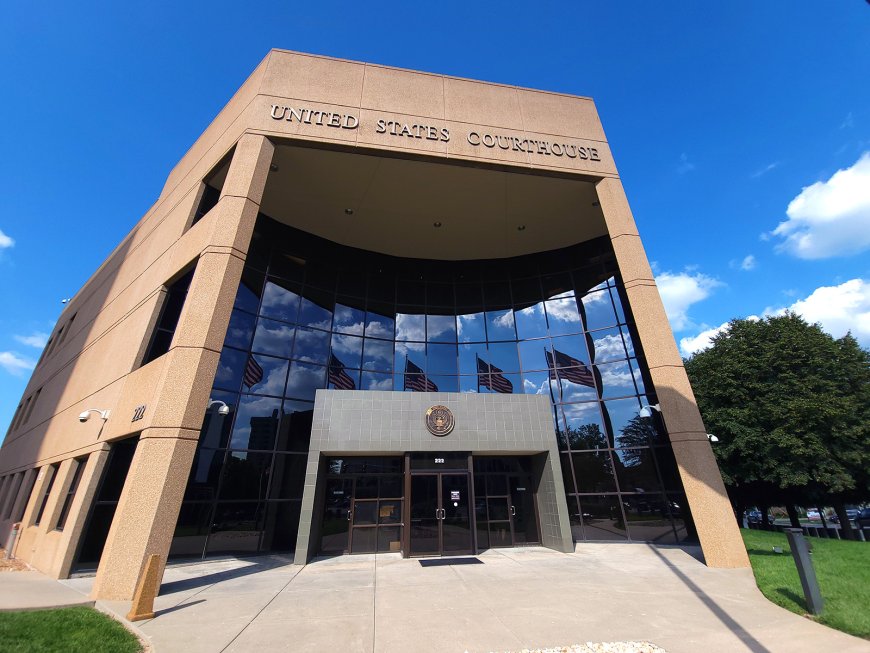 Republic Services agrees to pay $200,000 to settle sex discrimination lawsuit