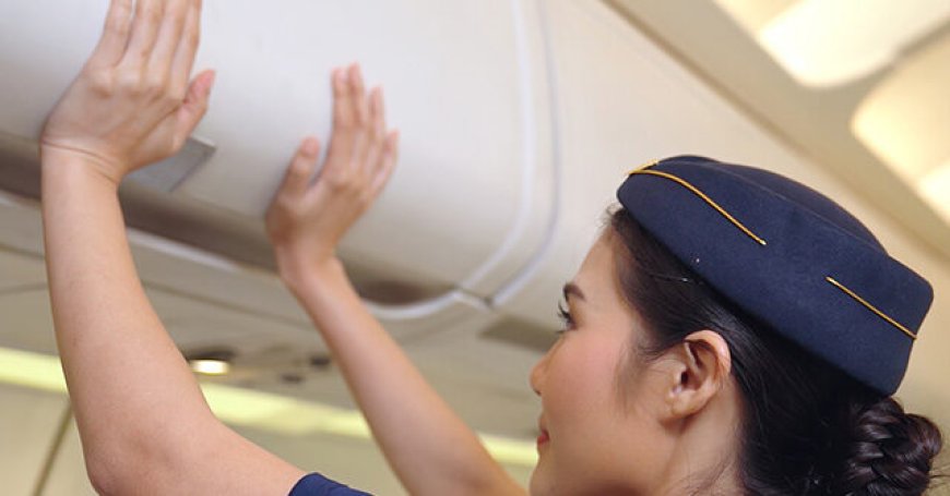 WATCH: Senior Citizen Slaps Flight Attendant on Taiwan Flight