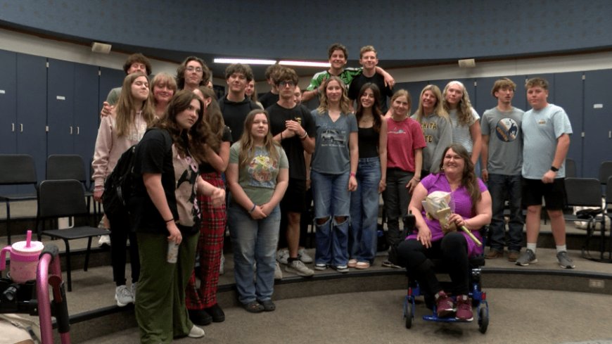 Kansas choir teacher steps away as ALS progresses, leaving lasting impact