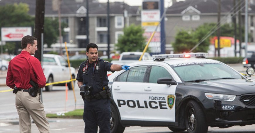 Texas Police Officer Shoots, Kills Resisting Suspect During Altercation