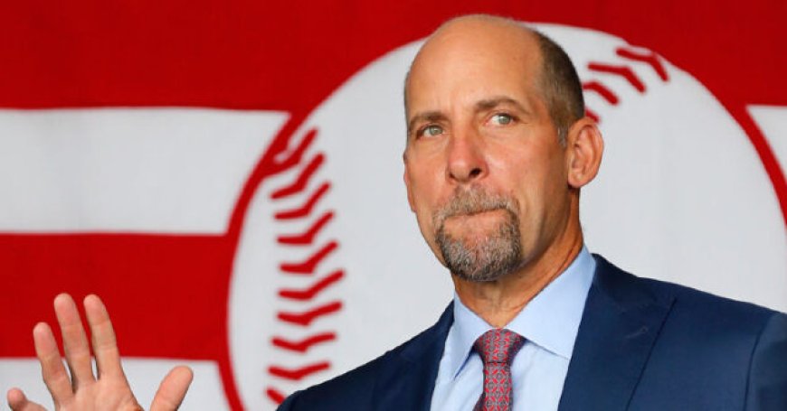 Fans Not Okay with John Smoltz's 'Ridiculous' ABS Take