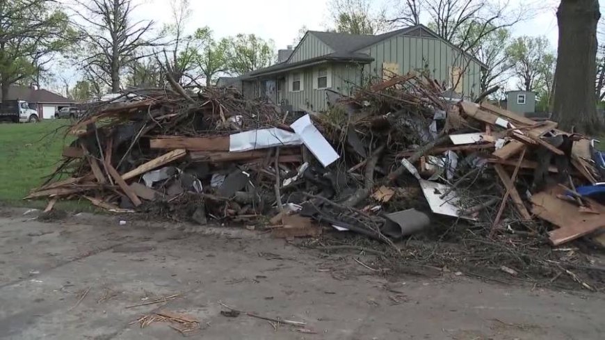 Ottawa residents begin long recovery after tornado, severe storms