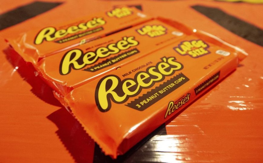 Reese's candy heir rips Hershey for changing recipes