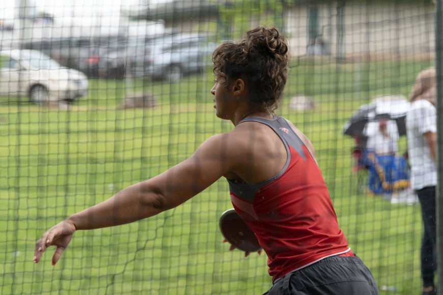 Hard work in weight room led Avery Muniz to Nixa’s shot-put record, Division I scholarship