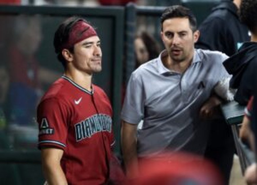 Diamondbacks OF Corbin Carroll (back) avoids scare after early exit