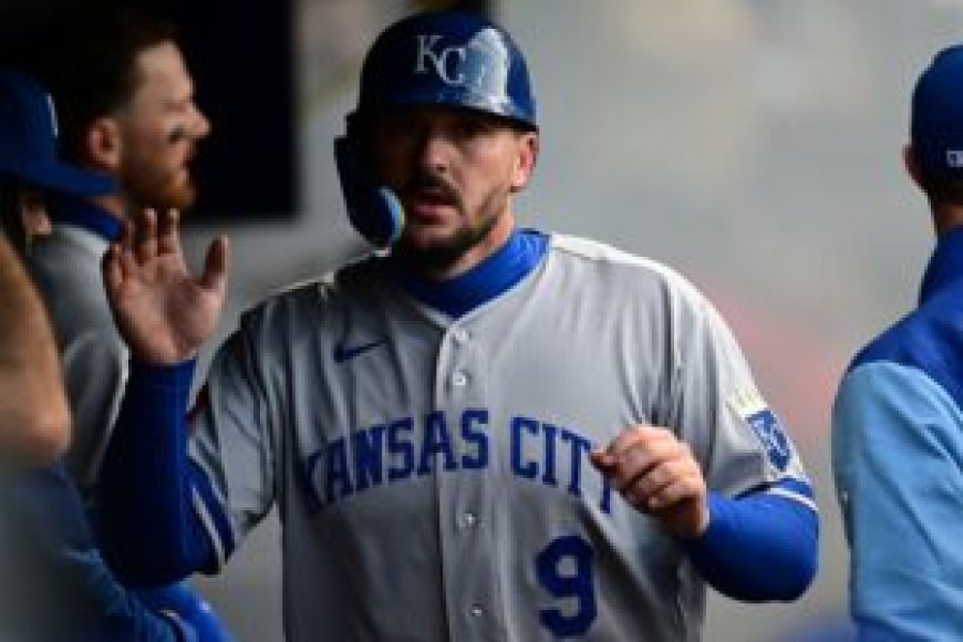 Royals place 2B Jonathan India (shoulder) on 10-day IL