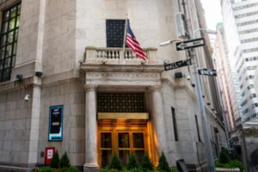 Stocks Slip as Iran Tensions Resurface, Oil Surges and Volatility Rebounds