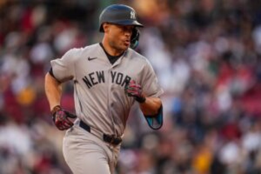 Giancarlo Stanton, Yankees shut out rival Red Sox to open trip