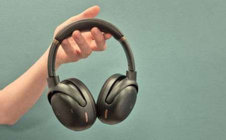 “The more experienced listeners are, the less bass-heavy they want the sound”: JBL is changing the way its flagship headphones sound, and I've heard the difference — here’s how I rate it